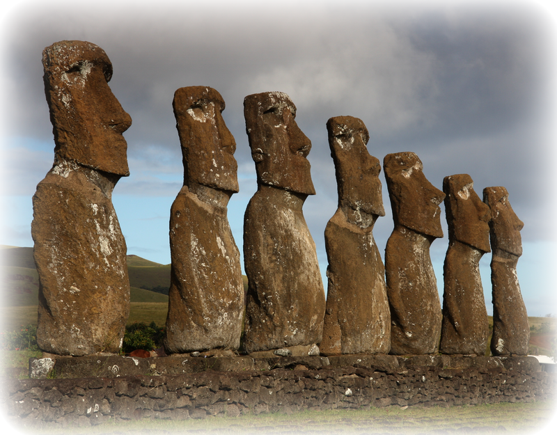 Rapa Nui July 2010 (Image: The 7 Moais of Ahu Akivi, 15th Century)